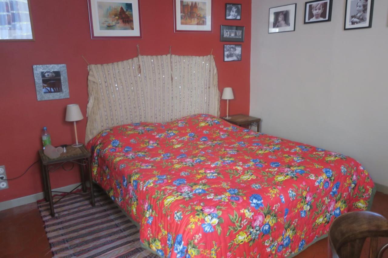 Bed and Breakfast Tombe La Nefle Aviñón Exterior foto