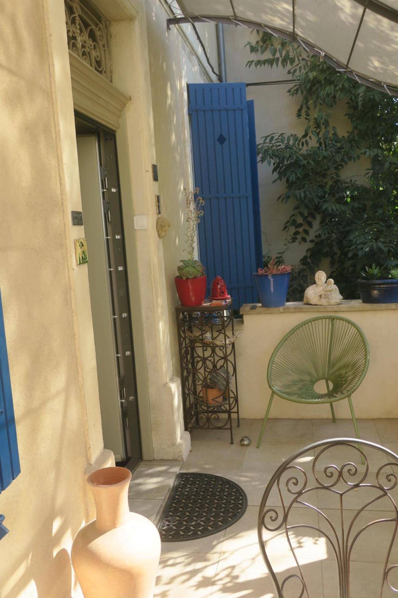 Bed and Breakfast Tombe La Nefle Aviñón Exterior foto